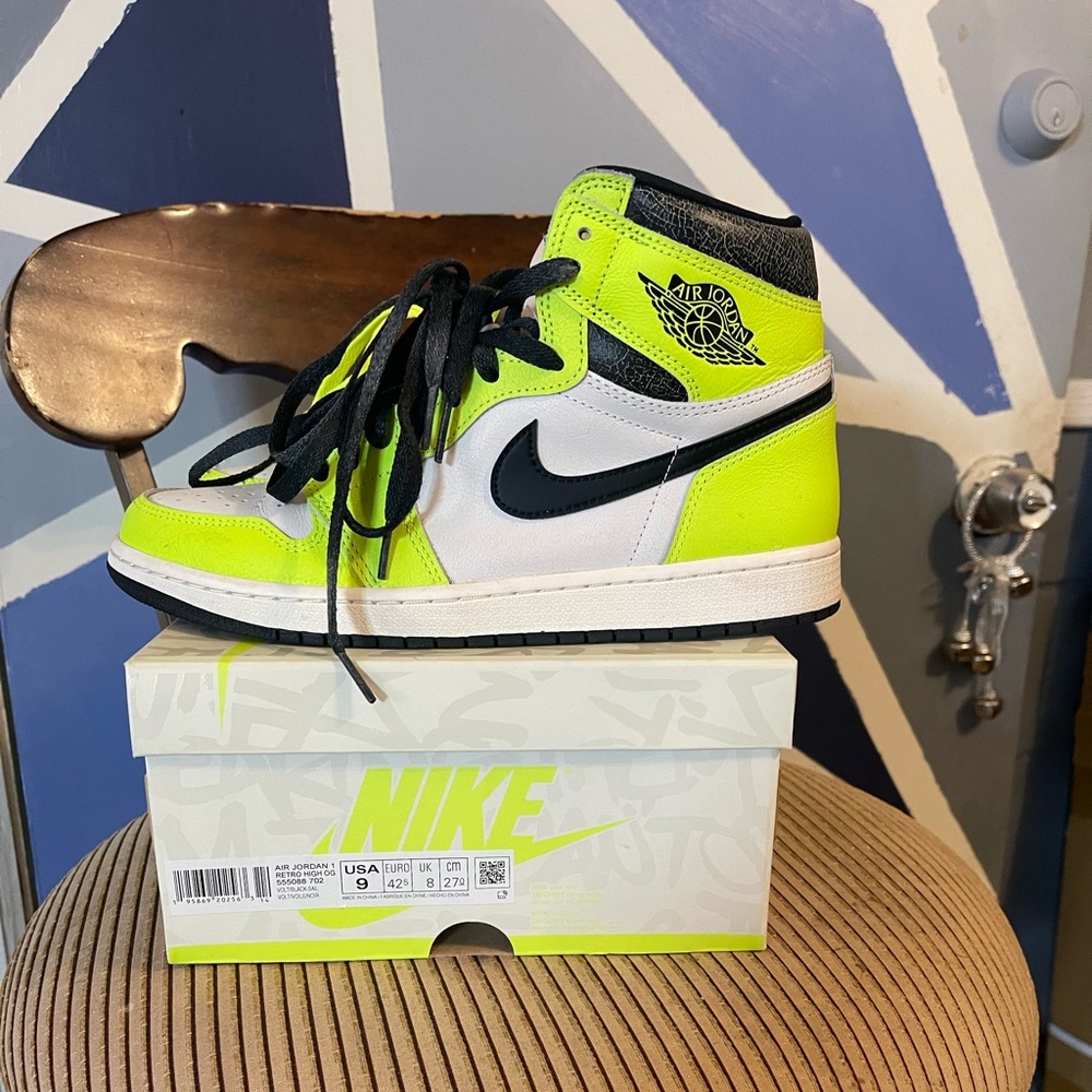 Air Jordan 1 Hi OG size 9 men